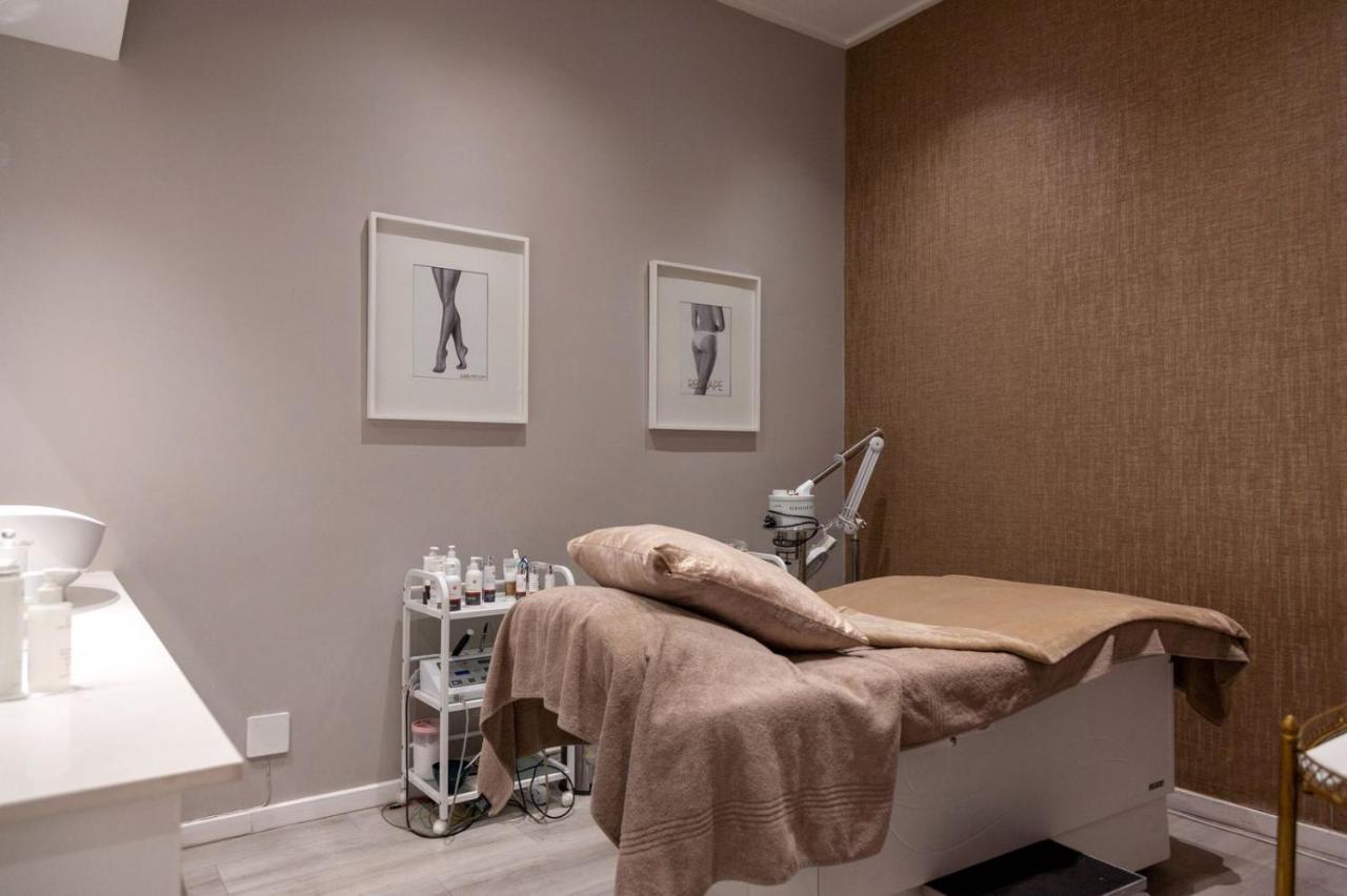Hotel Cloud 9 Boutique And 4*