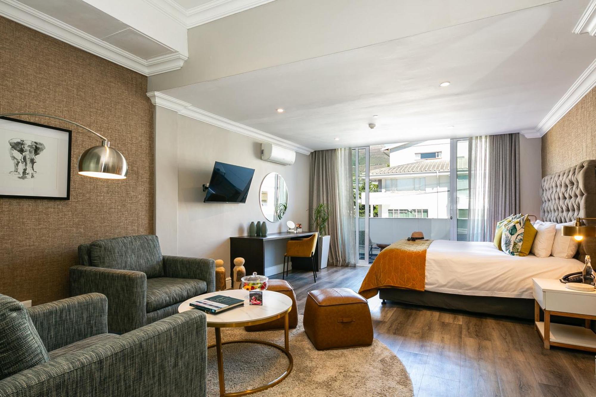 Cloud 9 Boutique And Cape Town